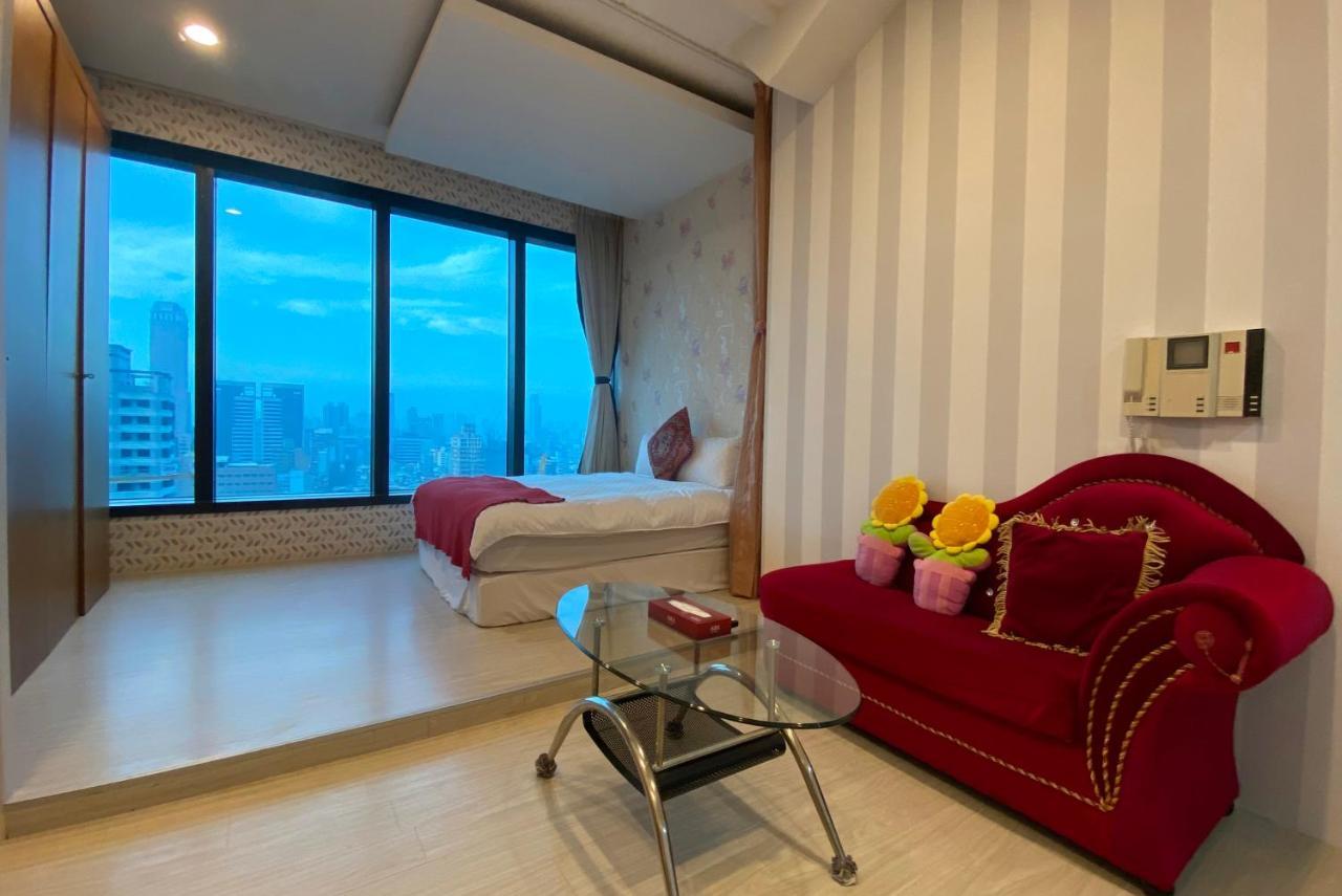 85 旅行 Ie Apartment Kaohsiung Bagian luar foto